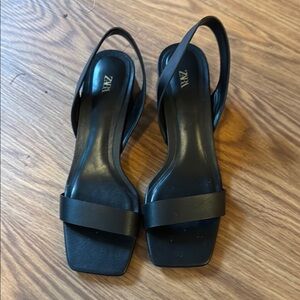 Zara Women's Black Slingback Sandals